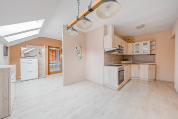 Pronájem bytu 4+kk v osobním vlastnictví 90 m², Psáry