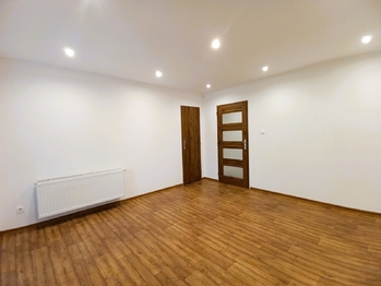 pokoj 2 - Pronájem bytu 2+1 v osobním vlastnictví 204 m², Ústí nad Labem