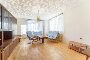 Obývací pokoj ve 2.NP - Prodej domu 208 m², Příbram