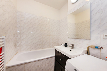 Prodej bytu 2+kk v osobním vlastnictví 52 m², Praha 8 - Troja