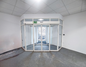 Vstup - Pronájem obchodních prostor 113 m², Ostrava