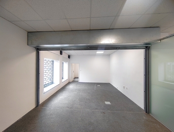 Hlavní prodejní plocha - Pronájem obchodních prostor 113 m², Ostrava