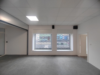 Hlavní prodejní plocha - Pronájem obchodních prostor 113 m², Ostrava