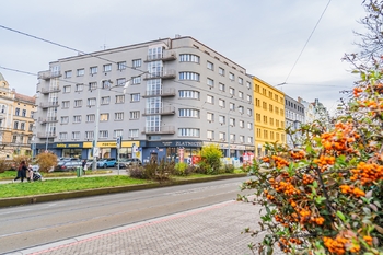 Prodej bytu 1+1 v osobním vlastnictví 43 m², Praha 8 - Libeň
