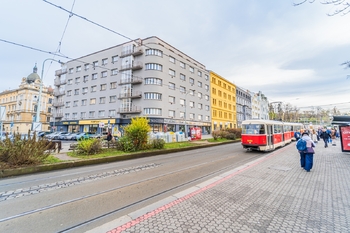 Prodej bytu 1+1 v osobním vlastnictví 43 m², Praha 8 - Libeň
