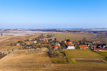 Prodej pozemku 1017 m², Suchdol