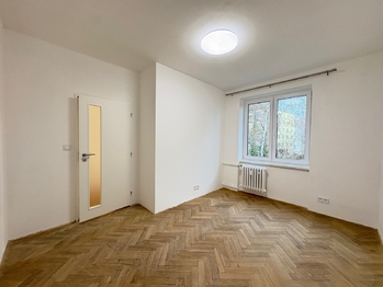 2. pokoj - Pronájem bytu 2+1 v osobním vlastnictví 52 m², Praha 6 - Dejvice