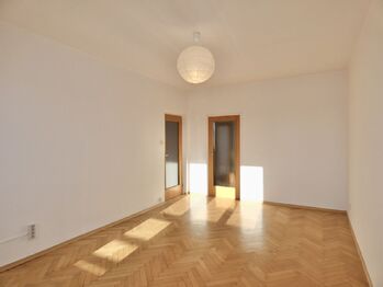 Pronájem bytu 2+1 v družstevním vlastnictví 53 m², Praha 10 - Malešice
