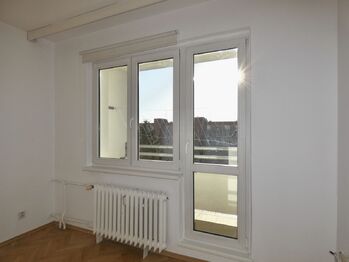 Pronájem bytu 2+1 v družstevním vlastnictví 53 m², Praha 10 - Malešice