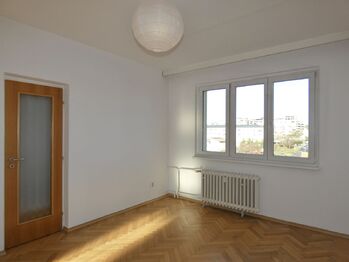 Pronájem bytu 2+1 v družstevním vlastnictví 53 m², Praha 10 - Malešice