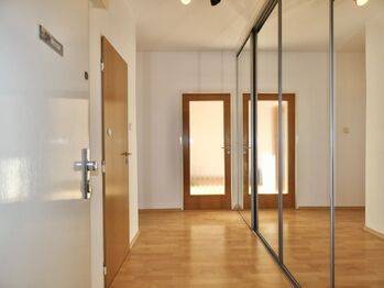 Pronájem bytu 2+1 v družstevním vlastnictví 53 m², Praha 10 - Malešice