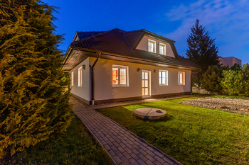 Pronájem domu 210 m², Praha 5 - Slivenec