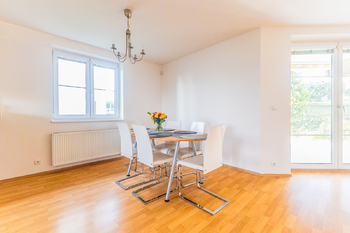 Pronájem domu 210 m², Praha 5 - Slivenec