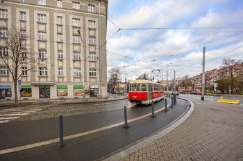 Prodej bytu 2+1 v osobním vlastnictví 52 m², Praha 7 - Holešovice