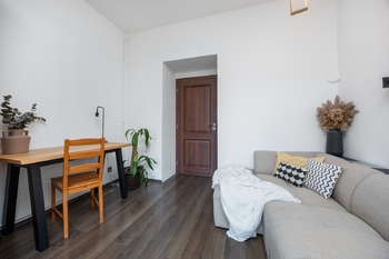 Prodej bytu 2+1 v osobním vlastnictví 52 m², Praha 7 - Holešovice