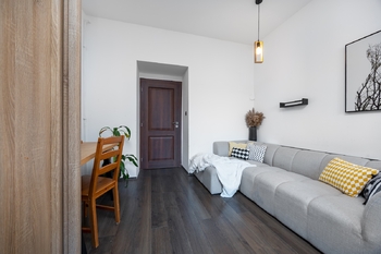 Prodej bytu 2+1 v osobním vlastnictví 52 m², Praha 7 - Holešovice