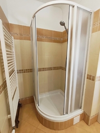 Pronájem bytu 2+1 v osobním vlastnictví 60 m², Rudolfov