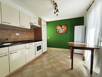 Pronájem bytu 2+1 v osobním vlastnictví 60 m², Rudolfov