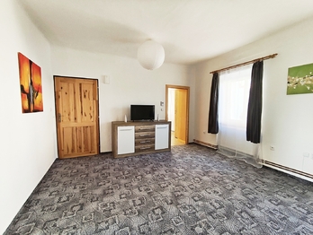 Pronájem bytu 2+1 v osobním vlastnictví 60 m², Rudolfov