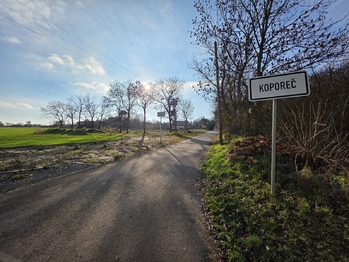 Prodej pozemku 4689 m², Lišnice