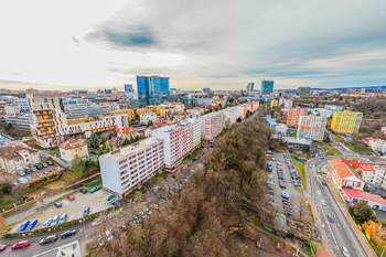 Prodej bytu 3+kk v osobním vlastnictví 77 m², Praha 4 - Michle