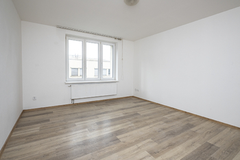 Pronájem bytu 2+1 v osobním vlastnictví 60 m², Strakonice