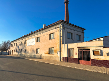 Prodej výrobních prostor 15715 m², Staňkov