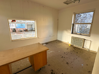 Prodej výrobních prostor 15715 m², Staňkov