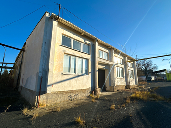 Prodej výrobních prostor 15715 m², Staňkov