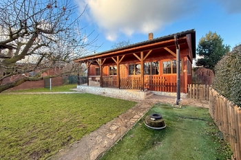 Prodej chaty / chalupy 75 m², Káraný