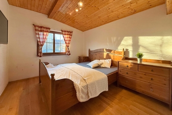 ložnice - Prodej chaty / chalupy 75 m², Káraný