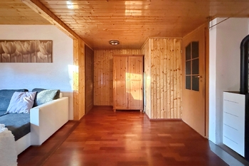 obývací pokoj - Prodej chaty / chalupy 75 m², Káraný