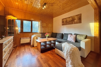 Prodej chaty / chalupy 75 m², Káraný