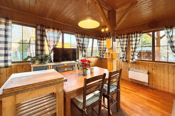 kuchyně - Prodej chaty / chalupy 75 m², Káraný