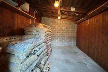 garáž - Prodej chaty / chalupy 75 m², Káraný