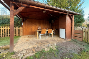 venkovní sezení - Prodej chaty / chalupy 75 m², Káraný