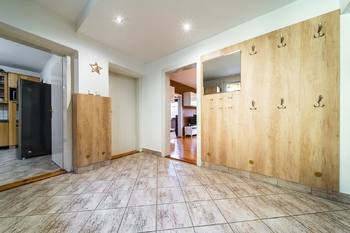 Prodej domu 166 m², Babice u Rosic