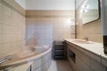 Prodej domu 166 m², Babice u Rosic