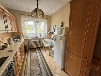 Prodej kancelářských prostor 300 m², Kravaře