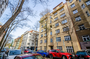 Prodej bytu 2+kk v osobním vlastnictví 57 m², Praha 3 - Žižkov