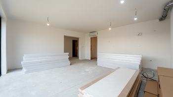 Obývací pokoj s kuchyň. koutem - Prodej bytu 4+kk v osobním vlastnictví 146 m², České Budějovice