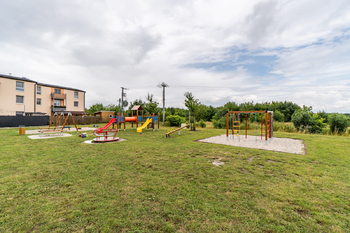 Pronájem domu 100 m², Hostouň