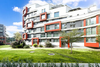 Pronájem bytu 2+kk v osobním vlastnictví 66 m², Praha 8 - Libeň