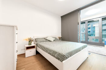 Pronájem bytu 2+kk v osobním vlastnictví 66 m², Praha 8 - Libeň