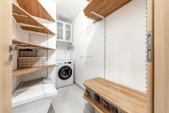 Pronájem bytu 2+kk v osobním vlastnictví 66 m², Praha 8 - Libeň