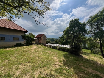 Prodej pozemku 2517 m², Liteň