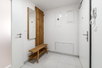 Pronájem bytu 2+kk v osobním vlastnictví 76 m², Praha 6 - Břevnov