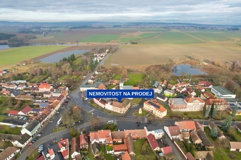 Prodej domu 500 m², Bernartice