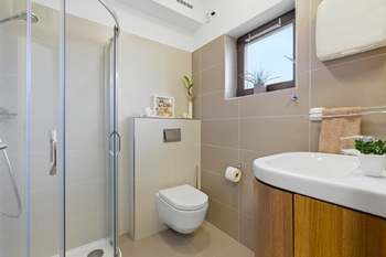 Prodej domu 240 m², Praha 9 - Hostavice