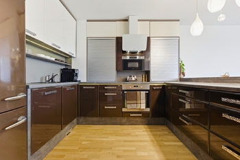 Prodej domu 240 m², Praha 9 - Hostavice